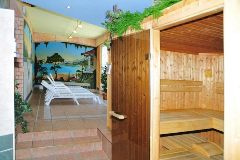 Apartment in Fügen with a shared wellness Exterior foto